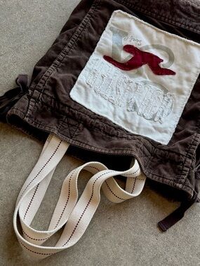 HOLLISTER CO. VINTAGE BROWN CORDUROY CINCH TOP BEACH TOTE W/ BURGUNDY SEAGULL